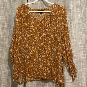 Gigi’s top size Small
